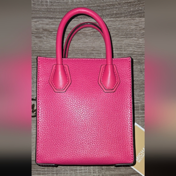 Michael Kors Mercer Pebbled Leather Crossbody Bag - Picture 3 of 10